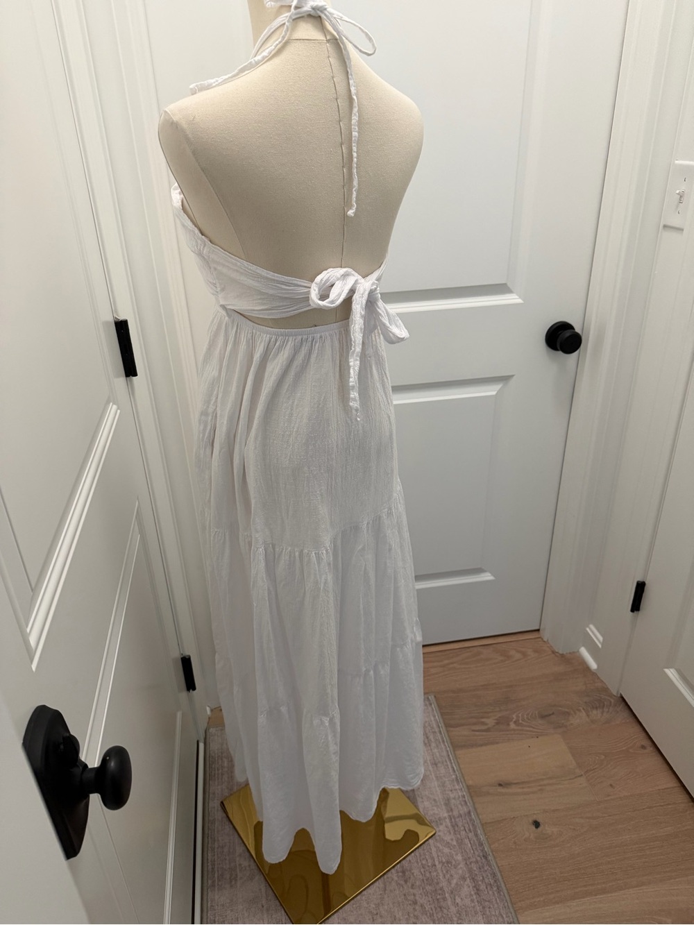 Strapless White Halter Maxi Dress - Elegant Summer Staple - Picture 4 of 4